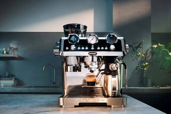 چرا انتخاب بهترین برند اسپرسو ساز خانگی اهمیت دارد
